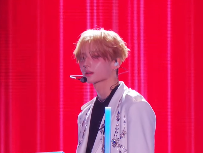 AboutMusicYT's tweet photo. Sangwon of ALPHA DRIVE ONE performs at the 2025 MAMA Awards. https://t.co/veD94ZJeYU