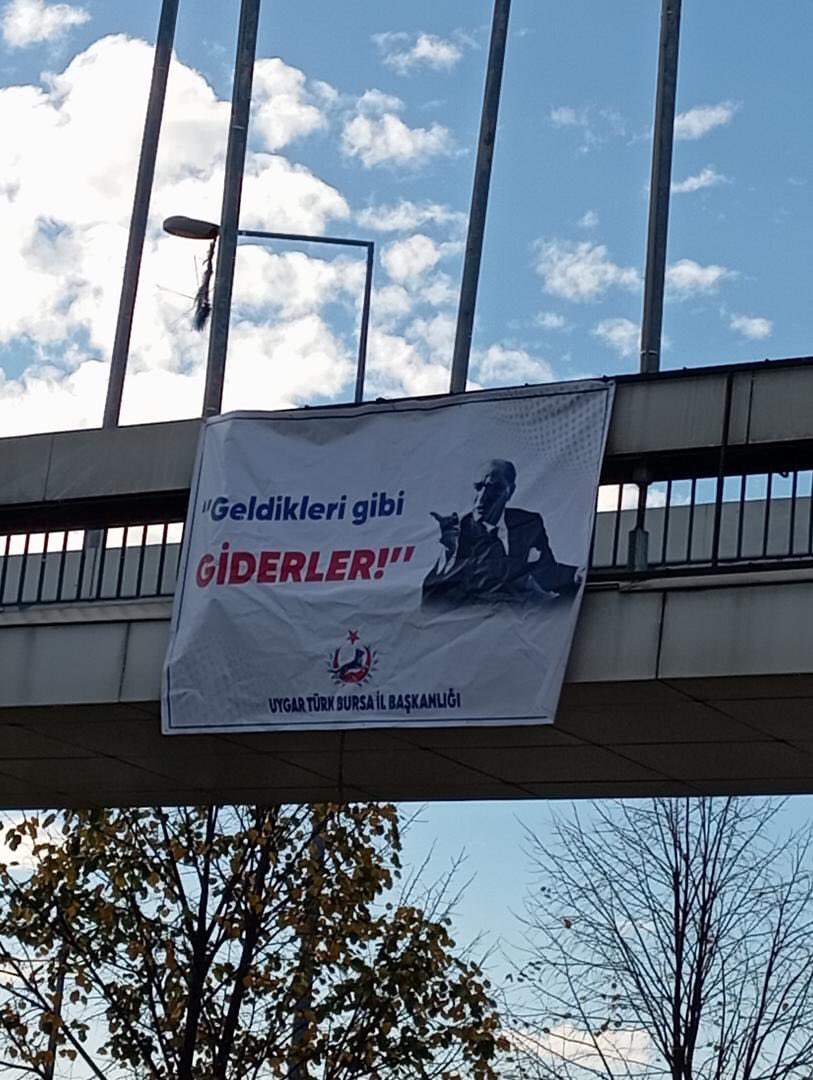 ufukcankacmaz's tweet image. İznik…
Türk’ün fethettiği, Türk’ün hükmettiği, Türk milletinin iradesiyle mühürlenmiş kadim toprak.
Bin yıllık tarih, burada atılan her adıma tanıklık eder: Bu toprakların sahibi bellidir.

Osmanlı bu toprağın egemenliğini kimseye teslim etmedi; Gazi Mustafa Kemal Atatürk de…