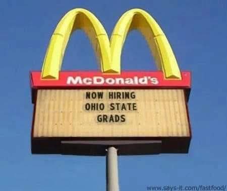 PackagedDust's tweet image. I hope everyone had a safe and happy Thanksgiving yesterday. I'm combining rivalry week today with back to back. So here we go. Day 4 from yesterday
 GO BULE!