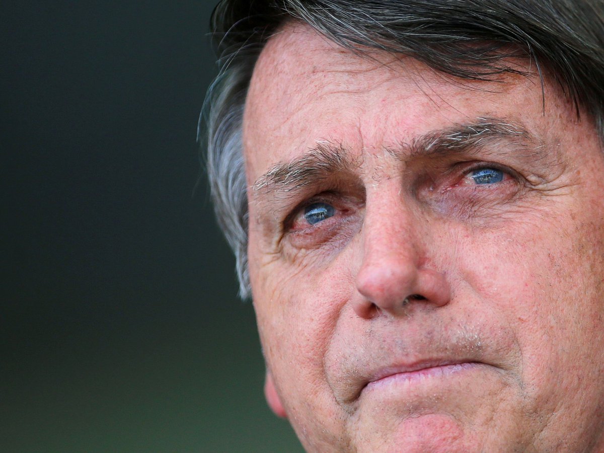 Carlos Bolsonaro tweet media