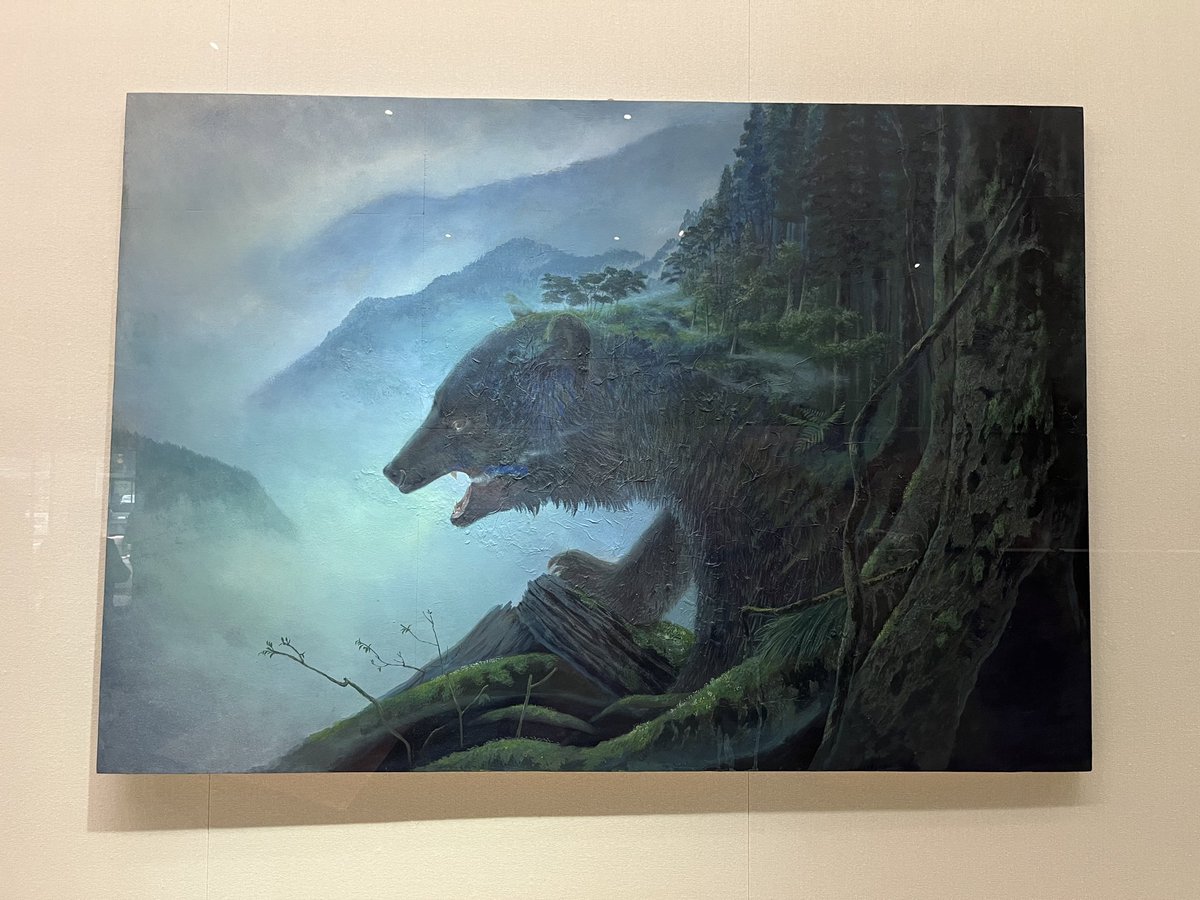 愛知県陶磁美術館は初めて行ったが、自然との調和も素晴らしくとても気に入った。写真はシモーヌ・リー、永沢碧衣の作品。ワンゲシ・ムトゥの映像作品「すべてを運んだ果てに」も忘れがたい。