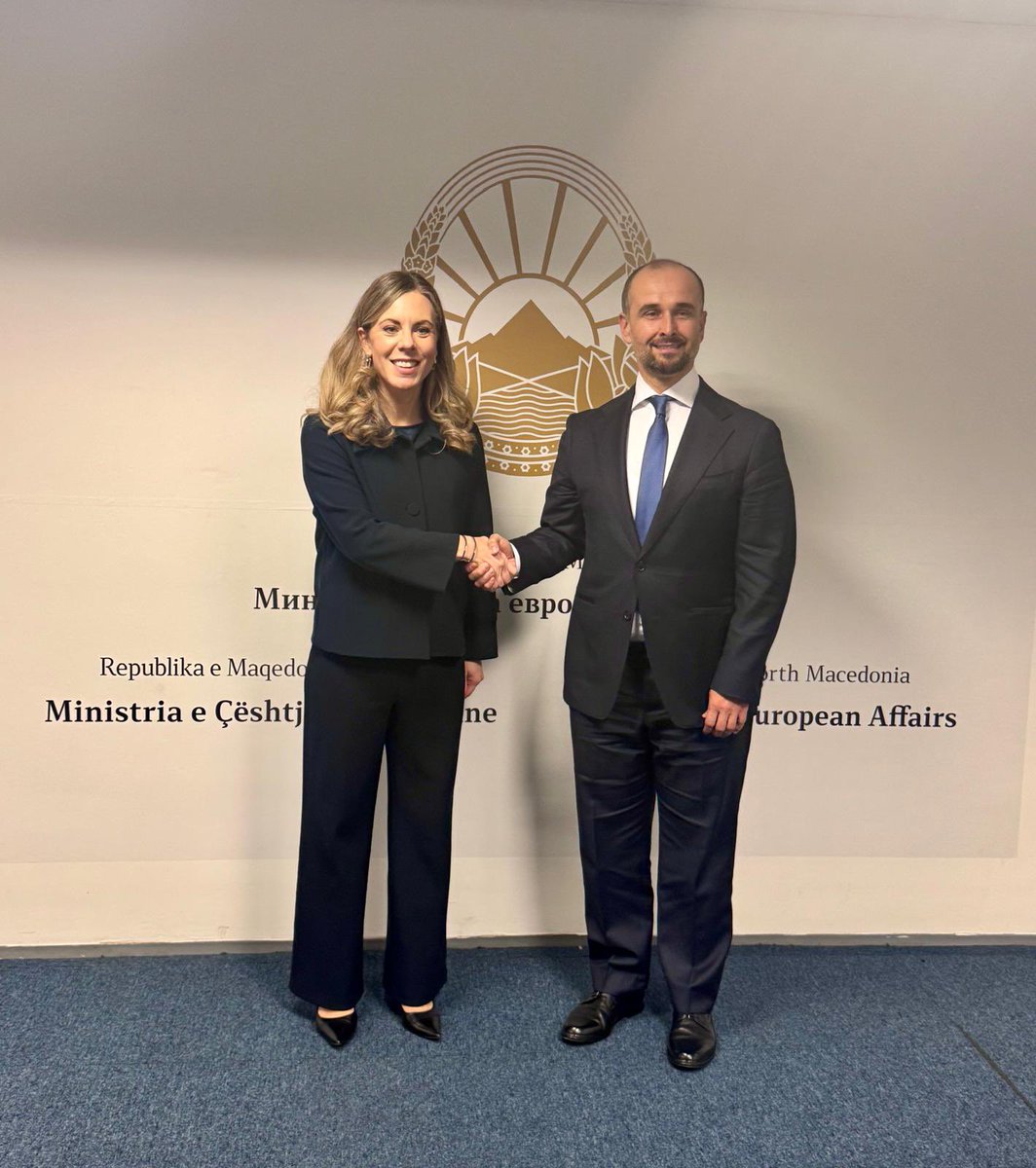 In Skopje today 🇸🇪EU Minister <a href="/Rosencrantz_J/">Jessica Rosencrantz</a> met w/ <a href="/OMurtezani/">Orhan Murtezani</a> to reaffirm Sweden’s strong support for 🇲🇰’s EU path. 💬 “There is momentum in the EU enlargement process – now is the time to seize it. Sweden encourages reforms &amp; stands with North Macedonia on its way to the 🇪🇺”