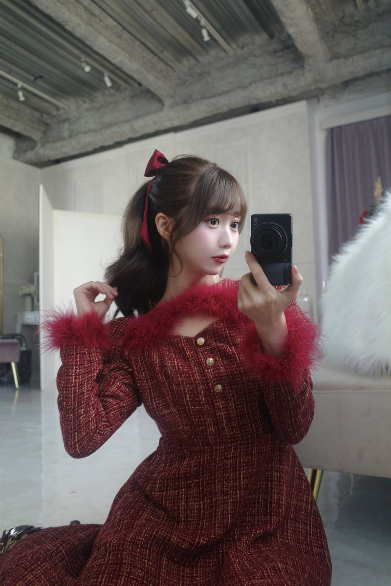 otani_emiri's tweet image. ロゼミュのクリスマス 反則級の可愛さ🎄♥️⸝⸝⸝