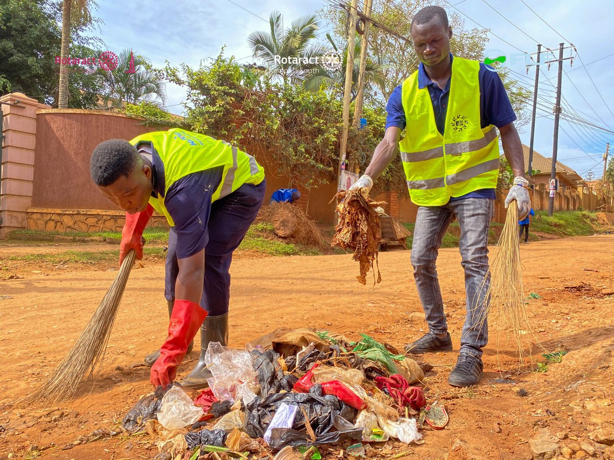 FLF_ngo's tweet photo. A cleaner planet begins with the choices we make today.

The End Litter Trail clean-up successfully took place  together Rotaract Clubs from Dubai, Kampala South, and several partner clubs for a united climate action effort.

#EndLitterTrail https://t.co/gHWRoznGbH