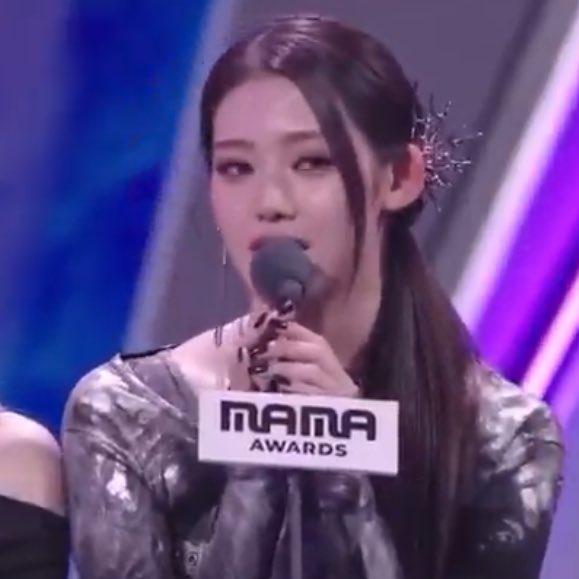 midoriecho's tweet image. my babies gave the speech tonight🥹🤍