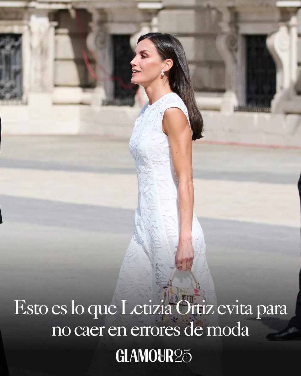 GlamourMex's tweet image. Su fórmula es simple y a la vez sofisticada👉: glamourmexico.visitlink.me/6l1y3z