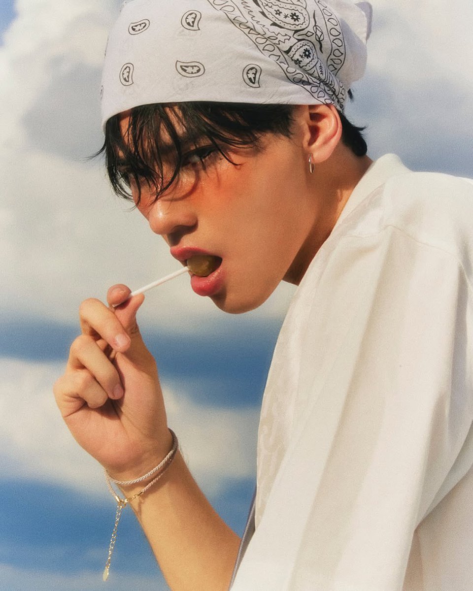 _jxnepnd's tweet image. จริง ๆ เก่งเคยแต่งเมคอัพแนวนี้แล้วนะคับ หล่อมากกกก ตอนเห็นเซ็ทนี้ครั้งแรกคือกี้ดจนจะสลบ คือฮีเอาอยู่ทุกลุคจริง ๆ คับ