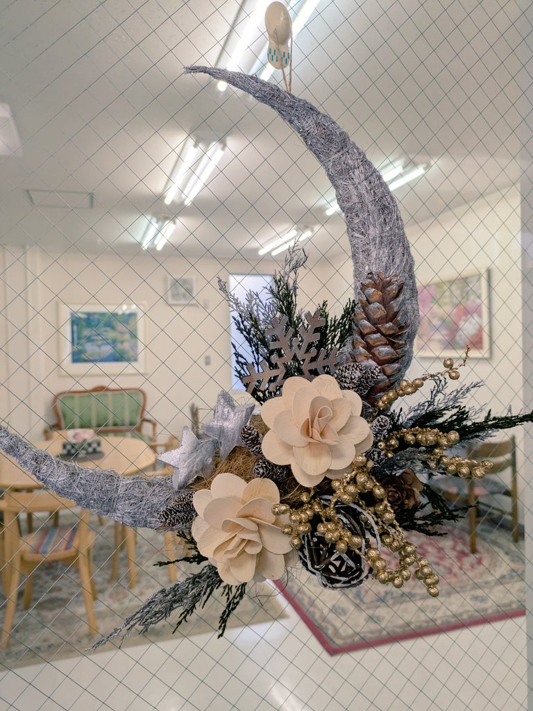 noburie2931's tweet image. 作ってみました〜。🎄🎄🎄🎀
2階の玄関扉に飾らせて頂きました。🥳🥳✨🎶🎶🎶✨