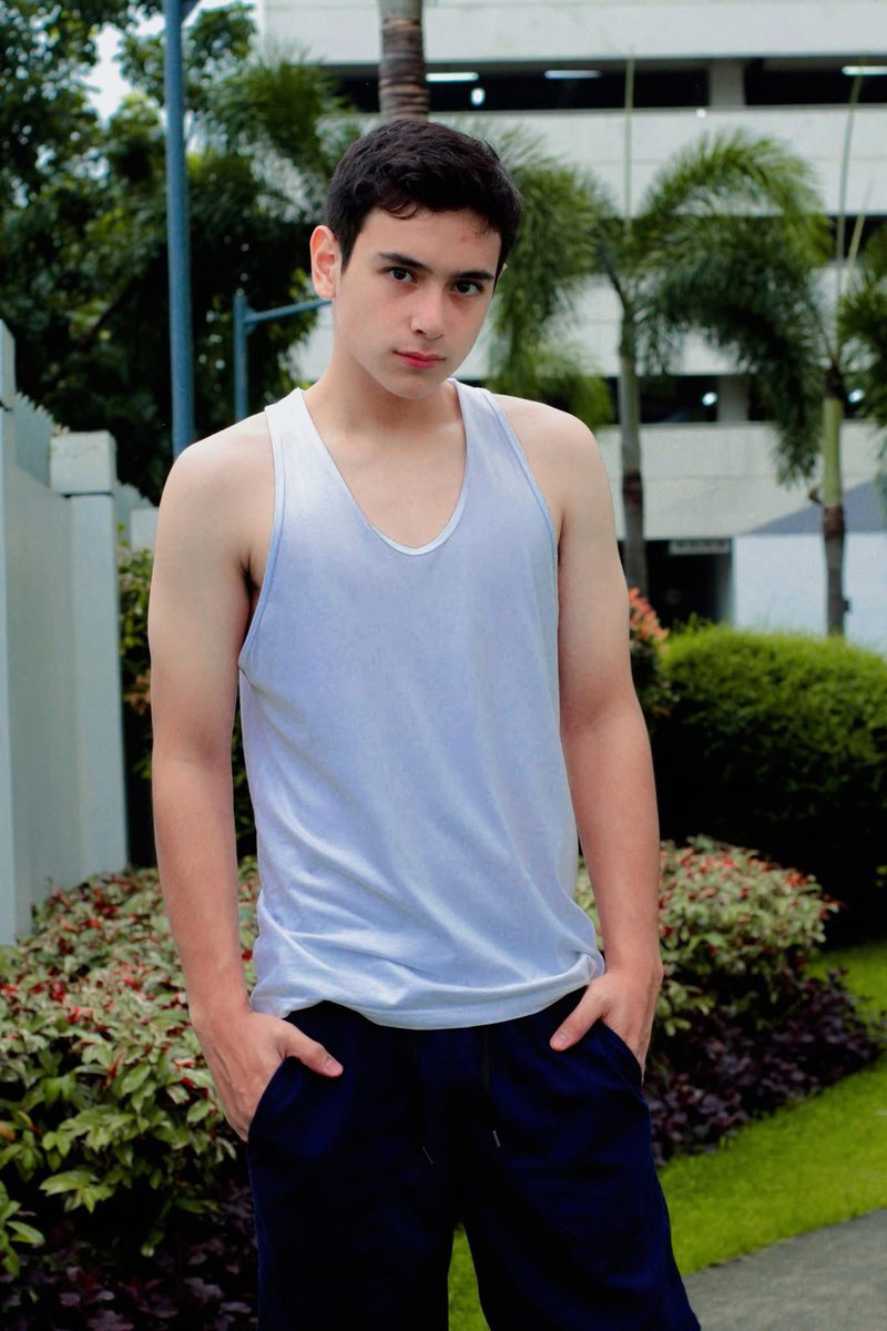 scottivan05's tweet image. Power Vote while making this trend on top! BBS HEATH

HEATHs SHOWTIME