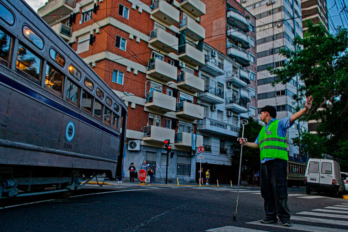 ATranvia's tweet image. ESTE FINDE, ULTIMO DEL TRAMWAY
con HORARIO "PRIMAVERA"
Vengan a disfrutar de un paseo encantador por el corazón de Caballito. Desde E. Mitre y J. Bonifacio,
Sáb, 16 a 19 y Dom, 10 a 13 y 16 a 19! Gratis, por orden de llegada (se suspende por lluvia).
A partir de Dic, las tardes…