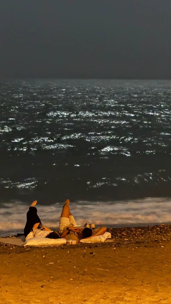 i would kiss your soul if i could

#Love ❤️ 
#Moon 🌙 
#Shonu 💃