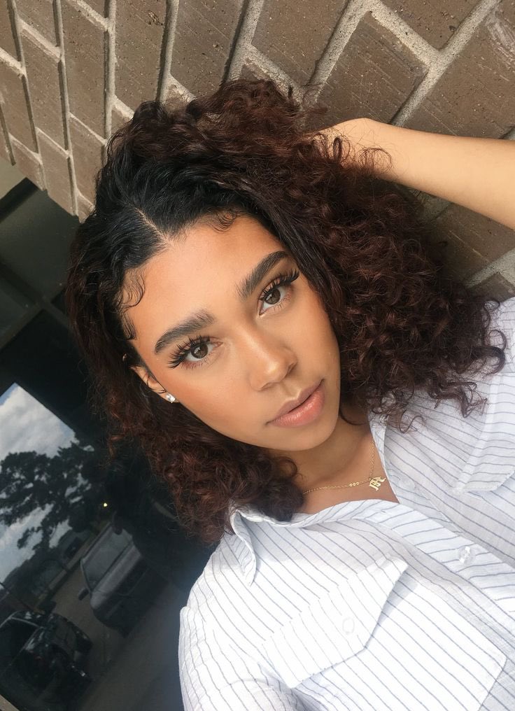 Design4ox's tweet image. Light or Dark skinned, which do you prefer?
.
.
.
VIPs #ImranKhan Burna Boy Edo State Rema #MTNFibreX Donald Trump