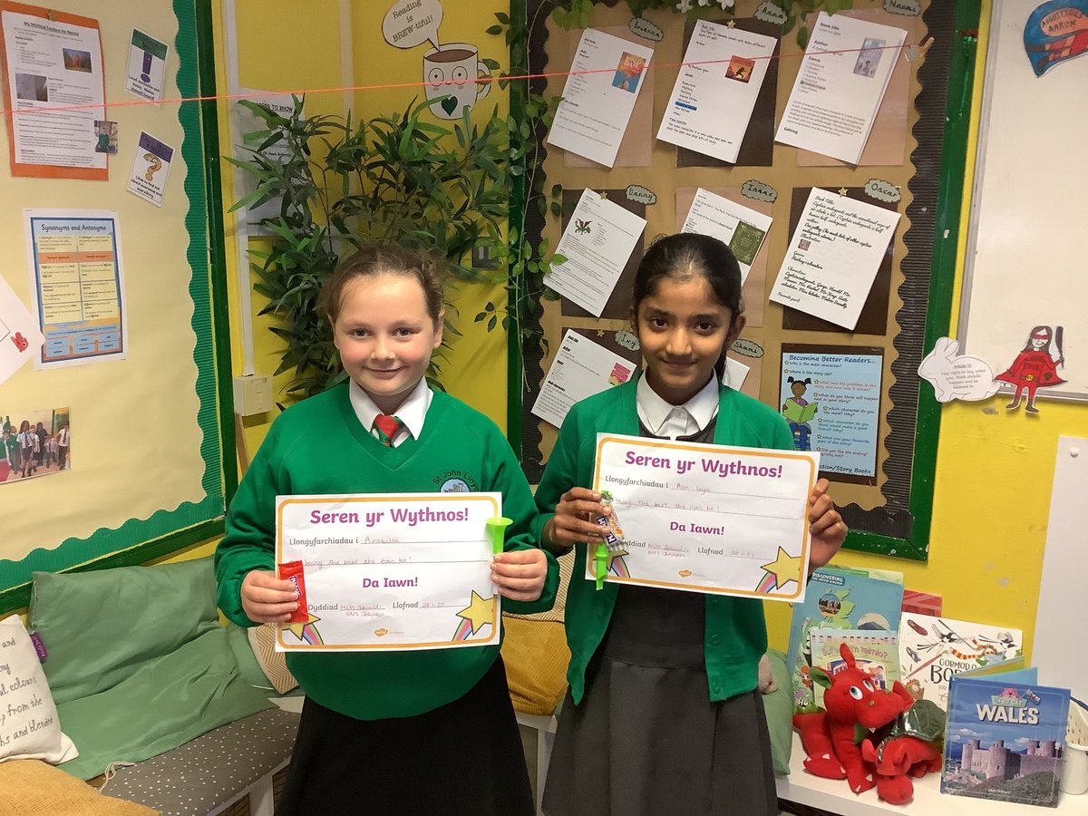 SJLCARDIFF's tweet photo. Congratulations to #Year5/6Teilo stars of the week! ⭐️ @SJLCARDIFF #ambitiousandcapable https://t.co/PYrpEjA04K