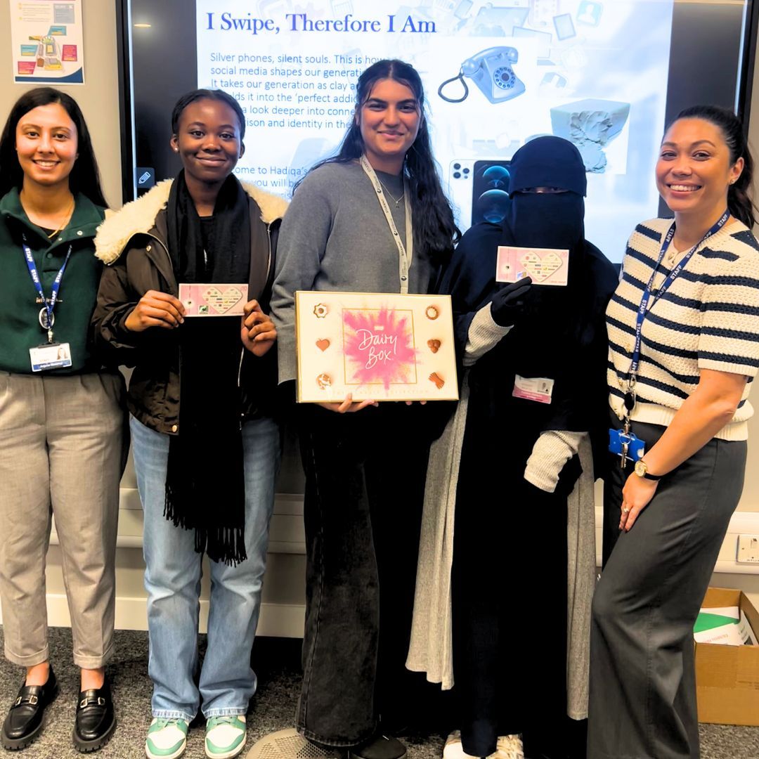 Congratulations to our students who entered the British Sociological Association’s Young Sociologist of the Year competition!

Huge well done to all involved 👏

#YoungSociologistOfTheYear #Sociology #BSA #SocialSciences #StudentSuccess #ProudCollege #InspiringMinds