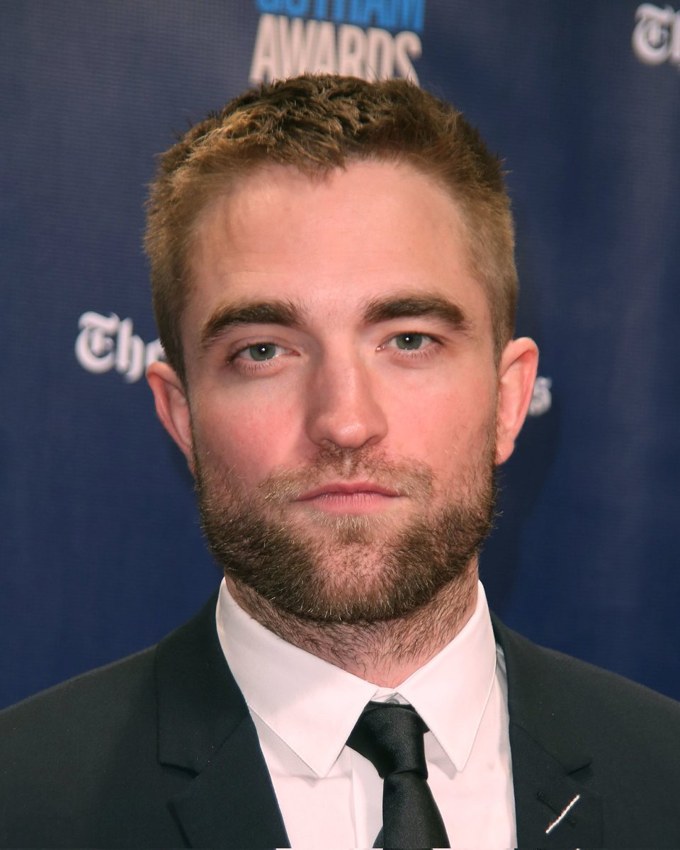 pattinsonactor's tweet image. FACE CARD                              SIDE PROFILE