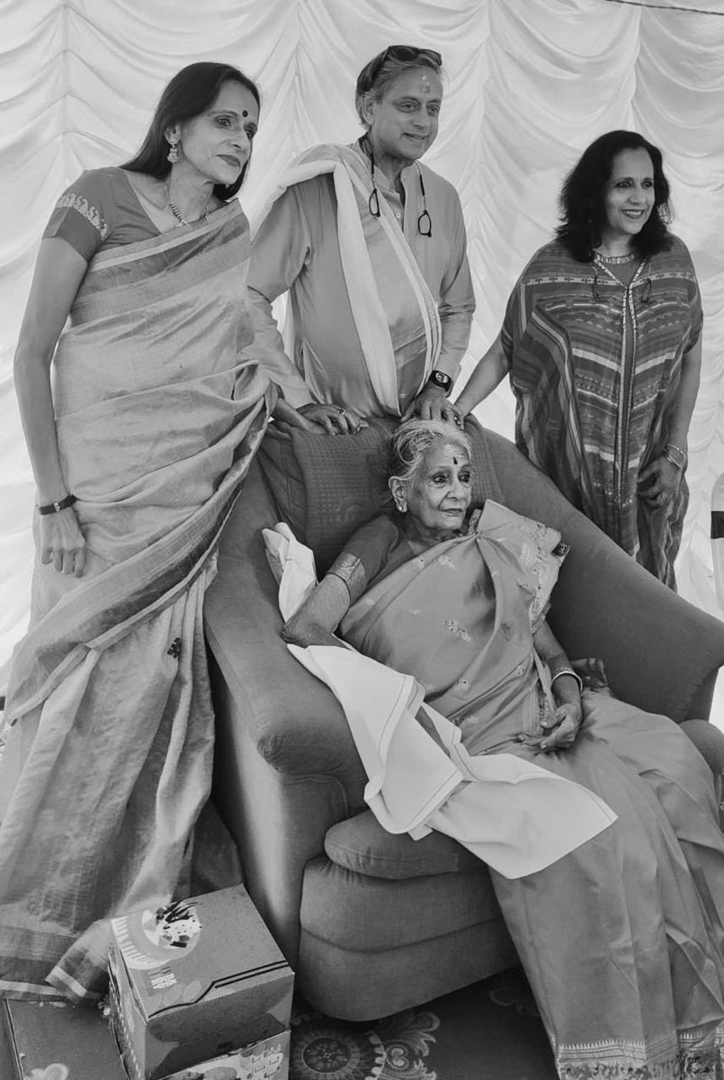 ShashiTharoor's tweet image. The classic family pic of my sisters ⁦@SmitaTharoor⁩ (left) &amp;amp; ⁦@ShobhaTharoor⁩ (right) with our mother on her Hindu nakshatram birthday according to the Malayalam calendar today