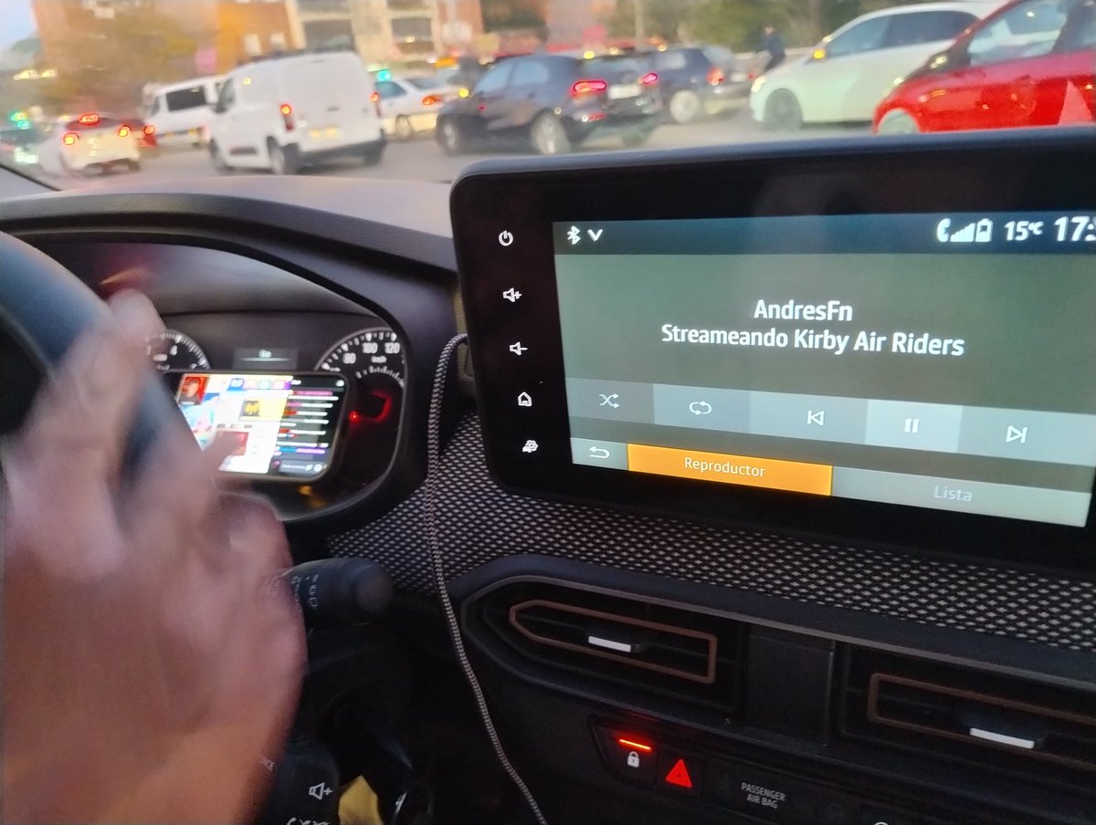 bocata_de_pan's tweet image. #EsHoraDeConducirSiSiSi @JAVIELRICO