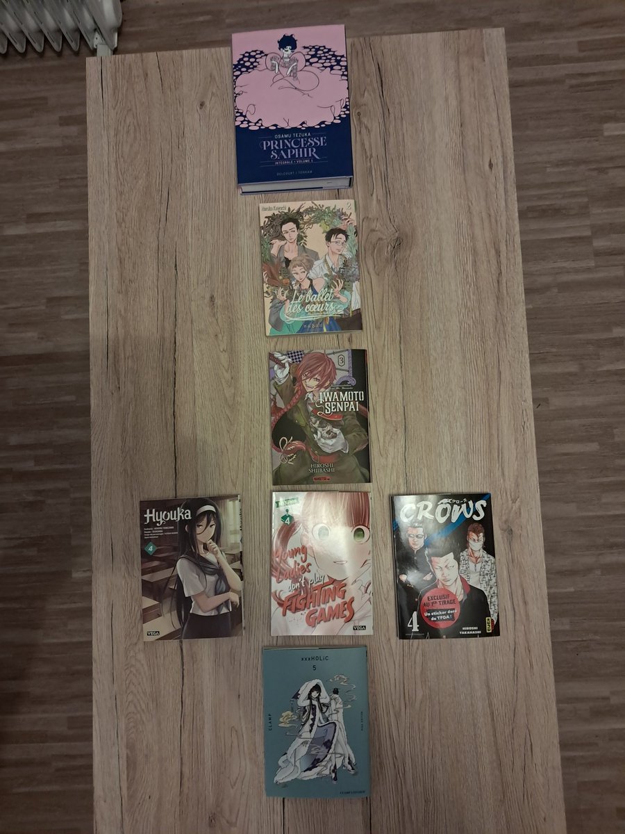 OtakuC38386's tweet image. 📚 Petit retour de librairie 🔥

Entre classiques, romances, enquête, baston et weird vibes…
J’aime beaucoup trop piocher dans tous les genres 😅

Hâte de voir ce que donnent ces lectures 👀
Vous en avez lu certains ?

#Manga #Lecture #Anime