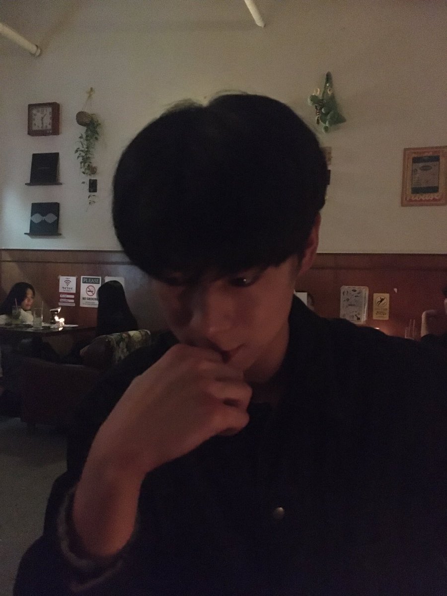 만 24.9살의 근황
대학원안가긴하지만 취업을 성공해버린..