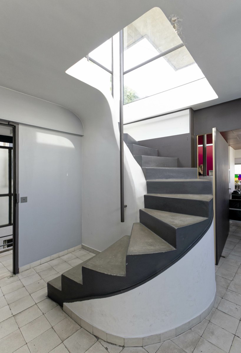 #VISITEGUIDEE - ATELIER LE CORBUSIER😍

🏦🏢Appartement-atelier Le Corbusier : Un manifeste architectural de réputation mondiale.

➡️ Réservation ici :
tinyurl.com/4uvdjf3a

📅 Vendredi 05 décembre 2024 
🕐De 14h à 15h30

<a href="/Ville_BoulogneB/">Ville de Boulogne-Billancourt</a> <a href="/BoulogneCulture/">Boulogne-Billancourt Culture</a> <a href="/DestinationHDS/">Destination Hauts-de-Seine</a>