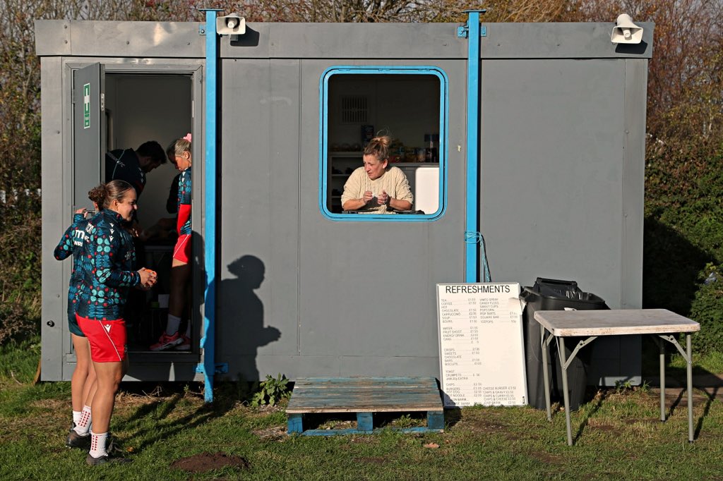 sameaden's tweet image. 🔴 Wrexham players receive treatment before their Bute Energy Women’s Welsh Cup first round fixture against NFA FC Women at Ffordd Derwen Playing Fields. Rhyl

Copyright - Sam Eaden/FAW