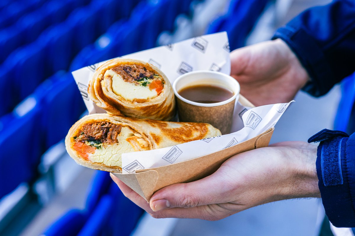 EvertonStadium's tweet image. Christmas is coming to Hill Dickinson Stadium! 🎄

Our limited-edition festive menu is landing on the concourse at every home game from now until the end of the year.

Think crispy Buttermilk Turkey Burgers, giant Yorkie Wraps packed with all the trimmings, indulgent Pigs in…
