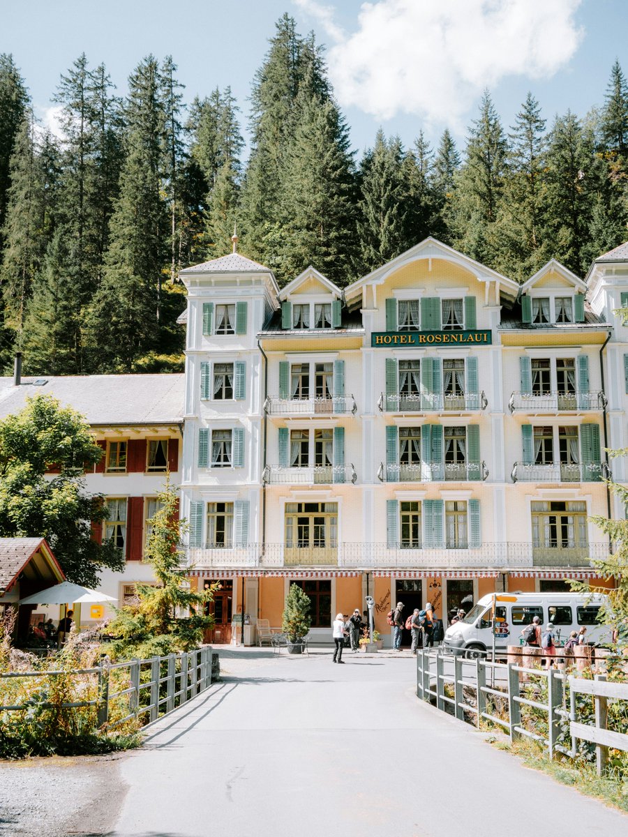 Labiataa's tweet image. Hotel na Suíça.