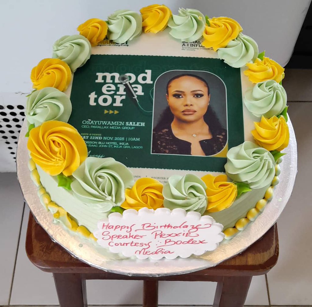 bsmhangout1's tweet image. What’s a celebration without a cake or cakes! Totally worth it.

A successful event that continues to redefine how and why we gather in the digital age.

#Trendingevent #ErtamarThompson #UnforgettableMoments #Digitalconnections #digitalcommunity