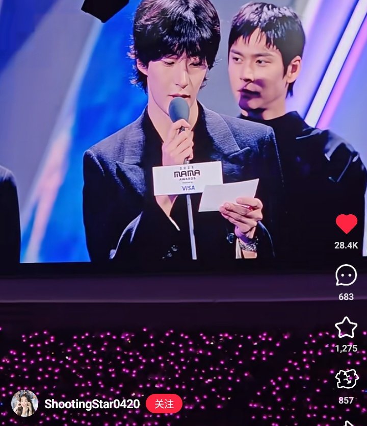 wontonaegi's tweet image. #anton is going viral among hongkong netizens on  sns because of his cantonese speech at MAMA today which touched them with its genuine sincerity. he truly is an angel 🧡

speech: &quot;we understand that many people are dealing with a very distressing time now therefore today we will…