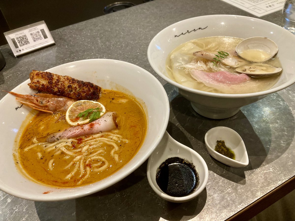 AGON_PPM's tweet photo. 北新地の『maren北新地本店』

グループ5周年記念。訳がわからない程凝った限定（笑）
のどぐろを100匹使ったという塩そばは蓮華が止まらない程に旨味が沁み渡る。海老味噌そばはフレンチのような構成だけでなく、味変が味変を超えた領域の旨さ…なのに某伊勢民に大半奪われたのでもう一度食べたい！😂 https://t.co/Xs9wDAioV2