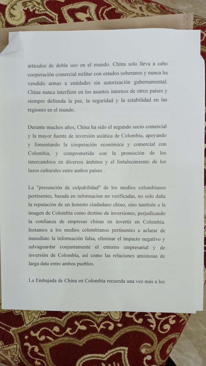 Tercer_Canal's tweet image. Compartimos el sorprendente comunicado de la Embajada China frente a las denuncias del informe de Ricardo Calderón en @NoticiasCaracol

La Embajada de China rechaza señalamientos contra empresario y advierte sobre impacto negativo en el clima de inversión.

Bogotá D.C. – A través…