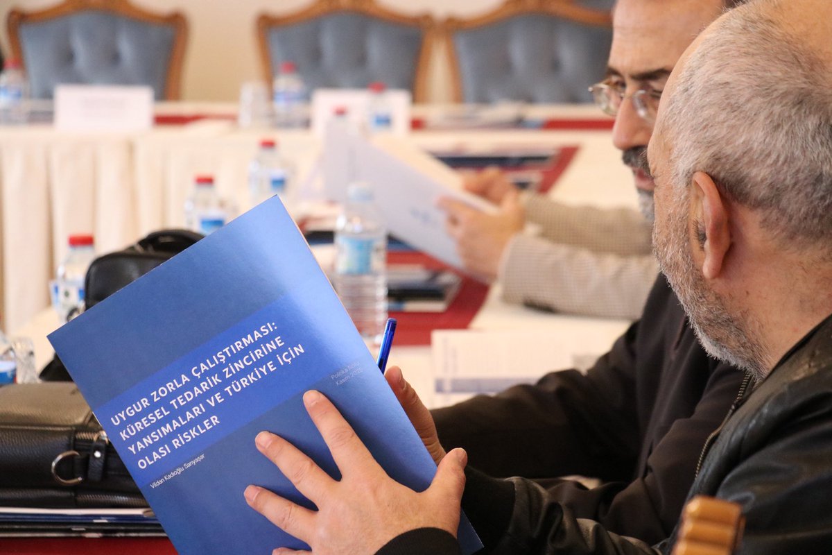 avademyildirim's tweet image. Bugün, Doğu Türkistan İnsan Hakları İzleme Derneği (ETHR) tarafından düzenlenen “Türkiye’nin Risk Altındaki Tedarik Zinciri: Uygur Zorla Çalıştırması ve Küresel Yaptırımlar” başlıklı çalıştaya katılım sağladık.

Doğu Türkistan’da yaşanan insan hakları ihlallerini, özellikle Uygur…