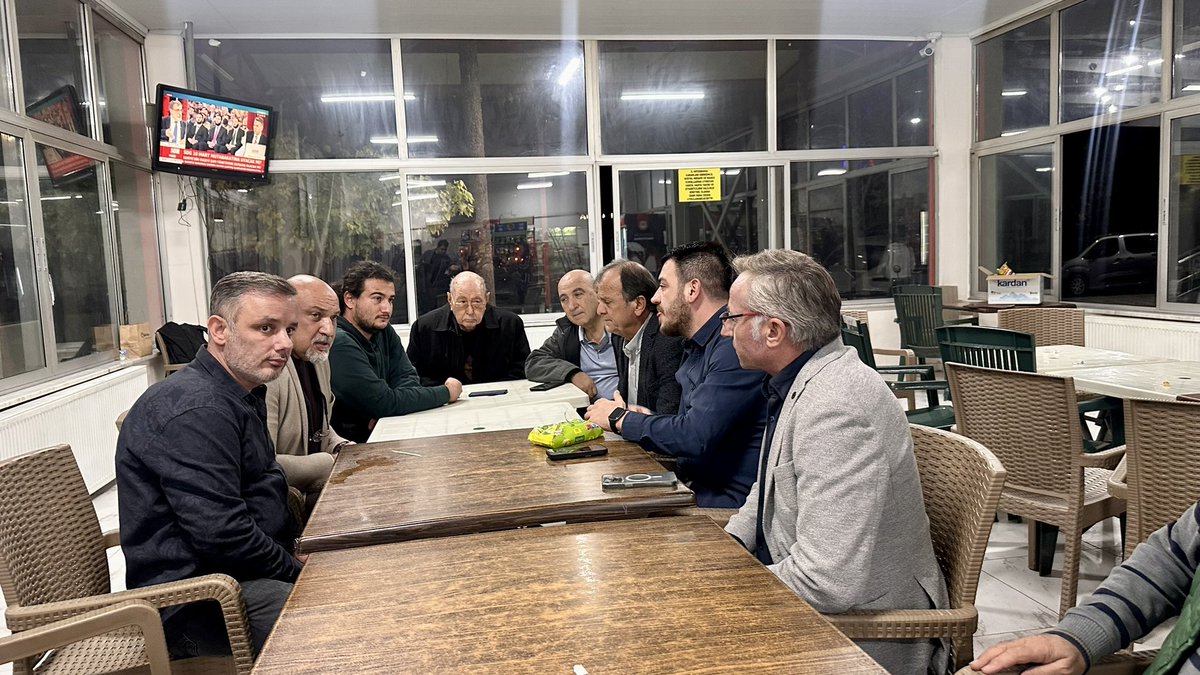 Op. Dr. Gürhan Özcan’ın kıymetli annesinin vefatı nedeniyle ailelerine taziye ziyaretinde bulunduk.
Rabbim rahmetiyle muamele etsin, mekânını cennet eylesin.

Başta Gürhan hocamız olmak üzere tüm aile fertlerine sabır ve başsağlığı diliyorum.