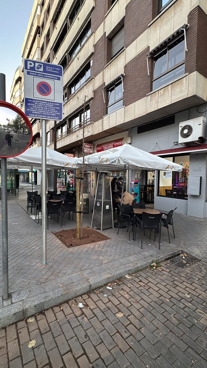 Desde la calle tweet media