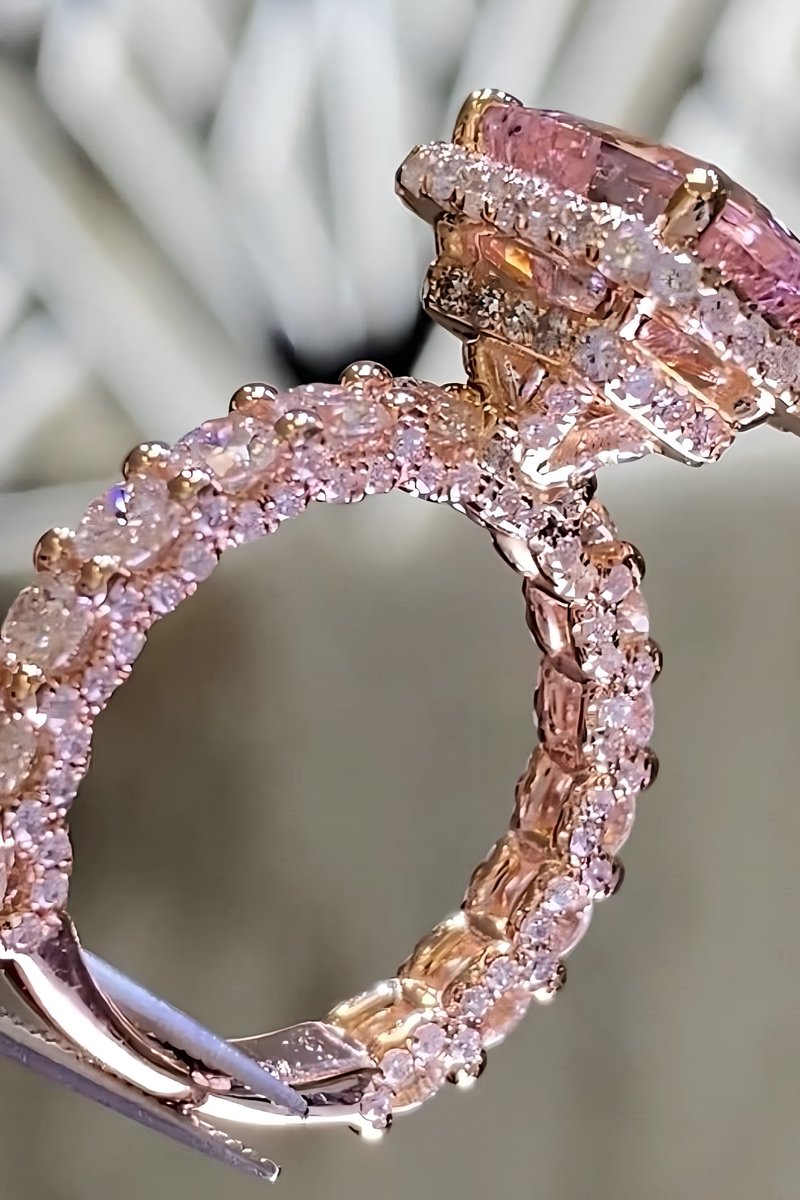 Ohlala's tweet image. 