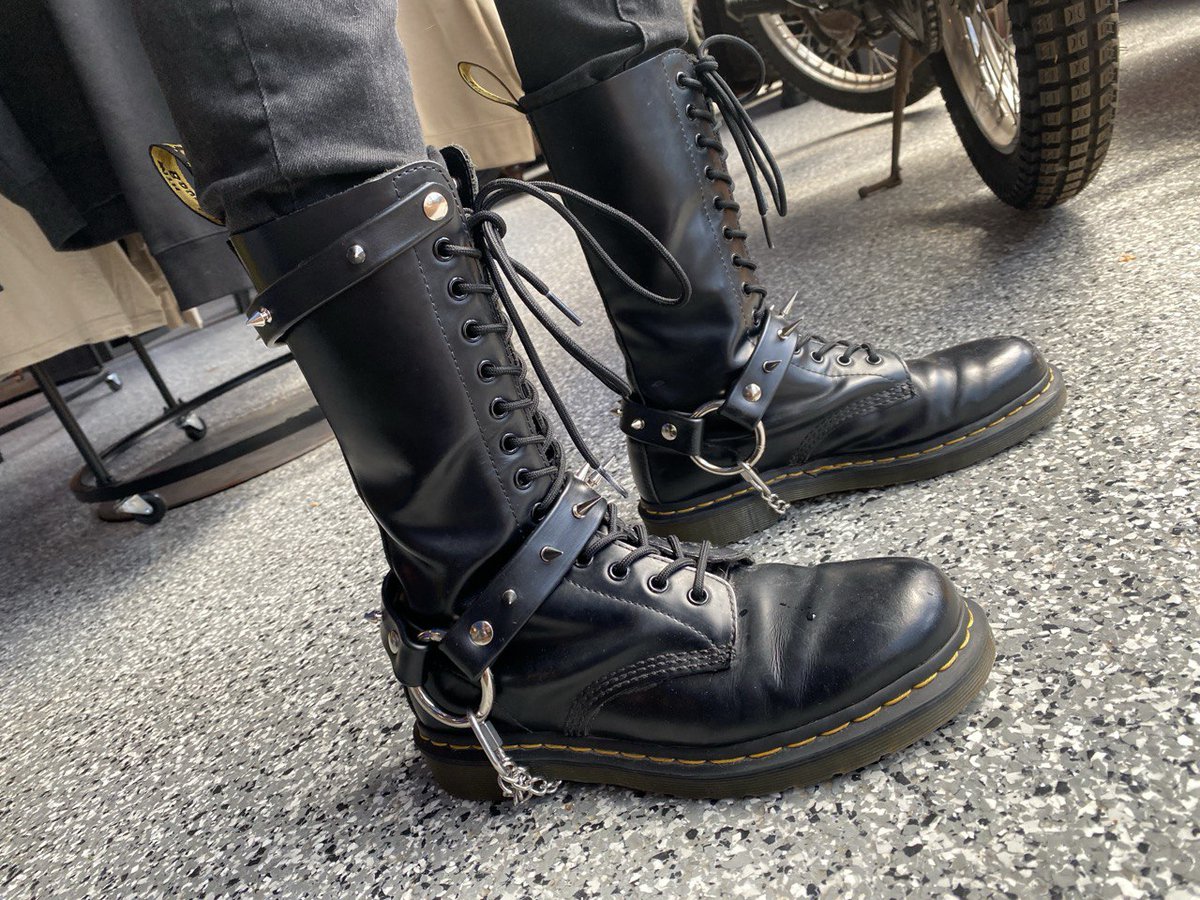 SlimyOpossum's tweet photo. Yall know I make boot stuff too? https://t.co/lgQhWQLq0O