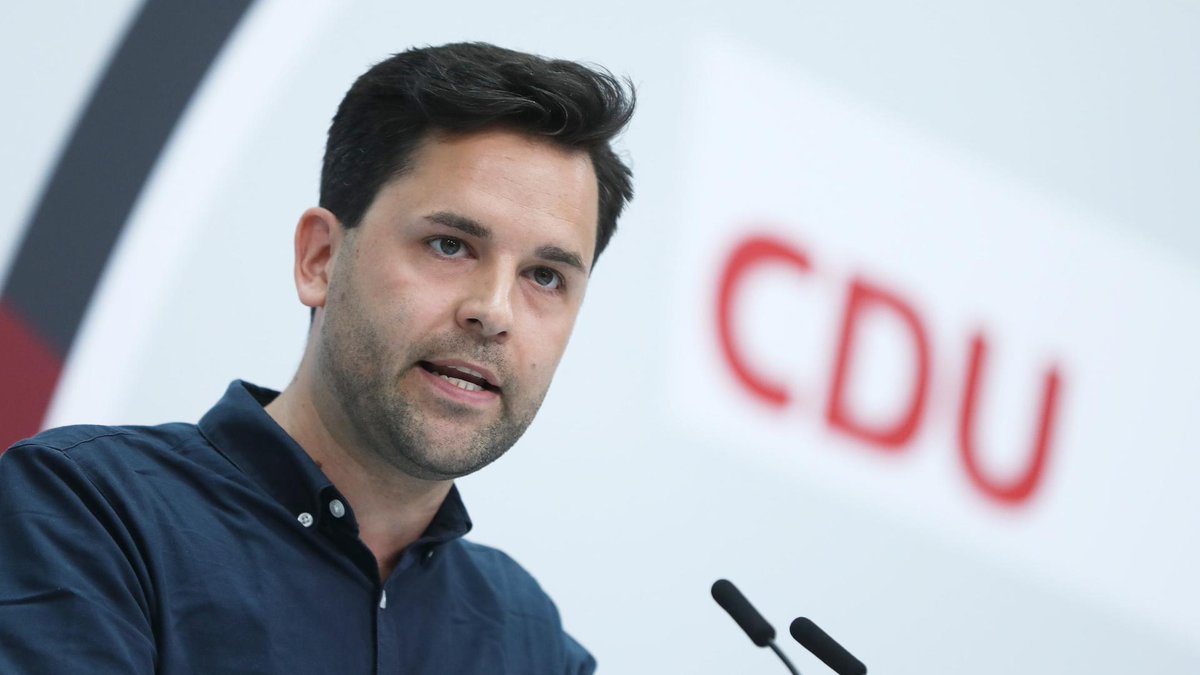 Zumindest wissen wir seit dem heutigen Tag, dass auch die #JungeUnion letztlich rot-grüne Enteignungsplanspiele nicht zu torpedieren gewillt ist. Denn nichts anderes ist dieses gruselige #Rentenpaket.
Somit hat auch der scheinkonservative Nachwuchs dem sozialistischen