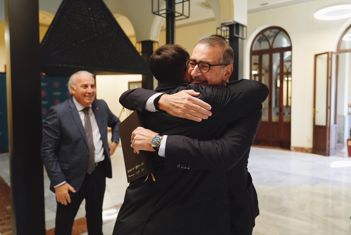 José Luján Alcaraz tweet media