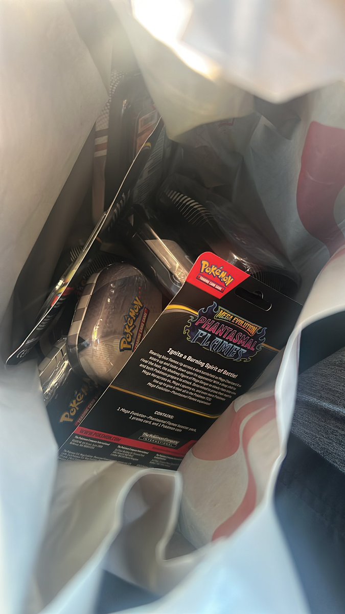 ChronicCollections tweet media