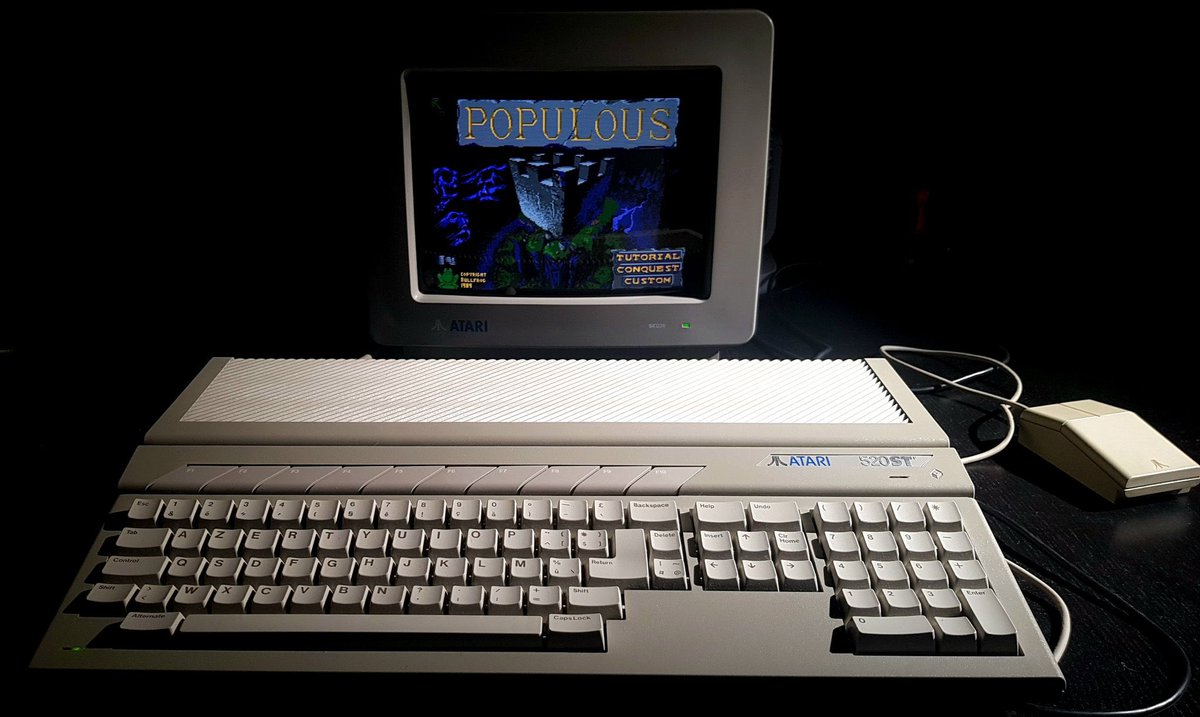 LundukeJournal's tweet image. Here’s a few pictures of beautiful old computers to remind you of how awesome computers can be.

Courtesy of @Retroldies.  (Worth a follow if you appreciate retro hardware.)