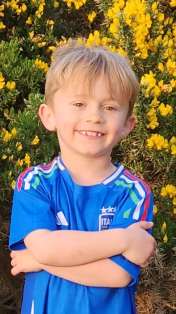 lydfp_bobbysmum's tweet image. Crumbs from my little Frank 
#CurrysPurpleFriday