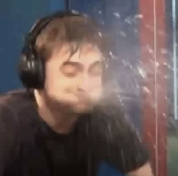 PASTELHOLLOWS's tweet image. —— ZORO. TE ESTÁS HUMILLANDO, OTRA VEZ.