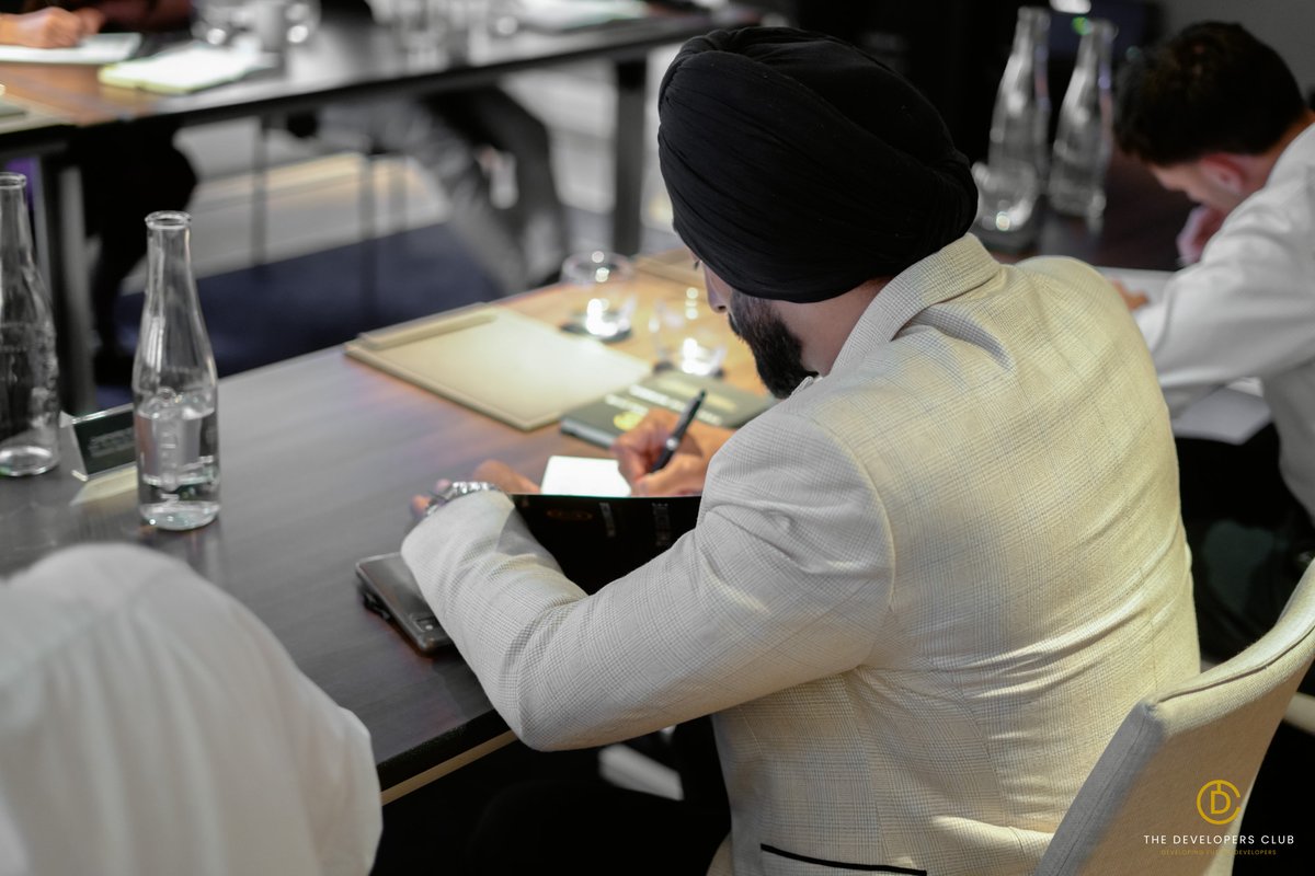 _developersclub's tweet image. The Executive at The Developers Club unites experienced developers for goal-setting sessions that create clarity, align strategies, and provide peer accountability, helping Members scale with confidence and achieve measurable progress. #TheDevelopersClub #TheExecutive