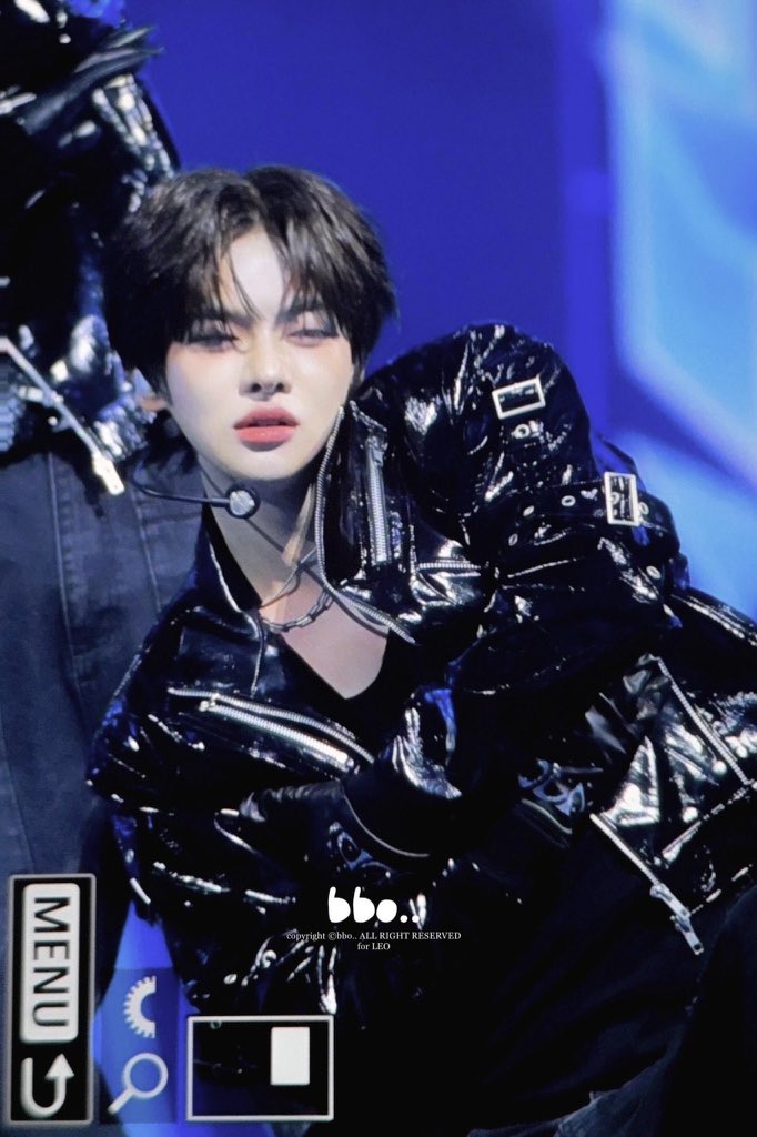 moni 𐙚 // slow. tweet media