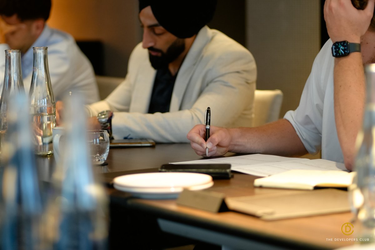 _developersclub's tweet image. The Executive at The Developers Club unites experienced developers for goal-setting sessions that create clarity, align strategies, and provide peer accountability, helping Members scale with confidence and achieve measurable progress. #TheDevelopersClub #TheExecutive