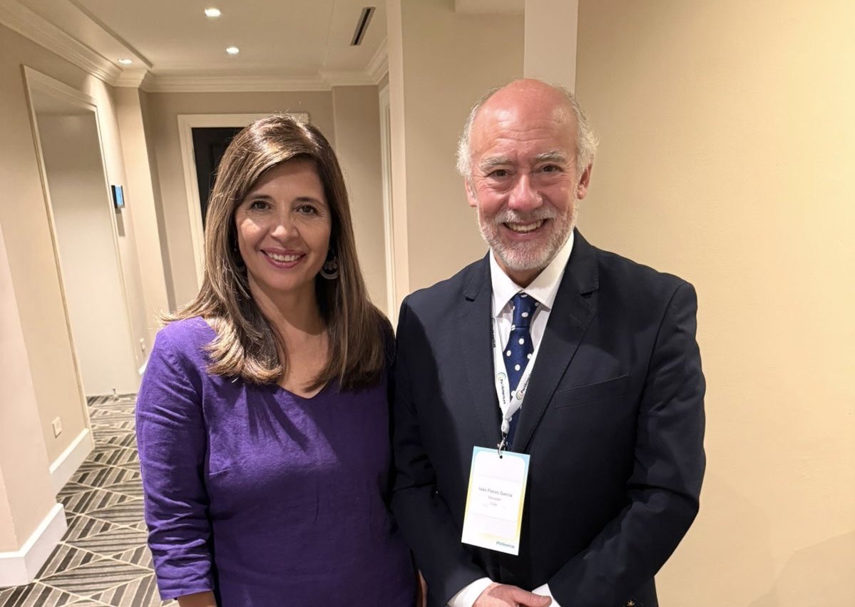 mriost's tweet image. Desde Panamá 🇵🇦 participamos en Primer Encuentro de la Red Parlamentaria de Seguridad convocada por @ParlAmericas y acordamos con su Presidente @ifloressenador @Senado_Chile seguir fortaleciendo colaboración entre @Int_IDEA y #Parlamericas en las Americas