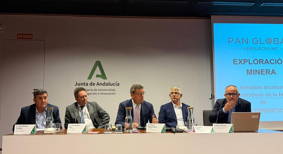 IndustriaAnd's tweet image. ⛏️ Las Jornadas Técnicas Conmemorativas de la festividad de Santa Bárbara, patrona de los #mineros, que promueve la DG Minas de @AndaluciaJunta, se han centrado en su tercera edición en la exploración minera como herramienta esencial para identificar nuevos recursos minerales  🪨
