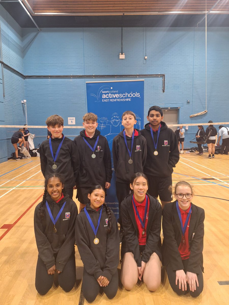 ActiveSchoolsER's tweet photo. We had an amazing day at our Secondary ER Badminton Championships yesterday 🏸 

Junior Results⬇️
🥇 @MearnsCastleHS 
🥈 @WoodfarmHigh 
🥉 @WilliamwoodHS 

A huge well done to all players in the junior tournament 👏 https://t.co/kdhfGrCzCC