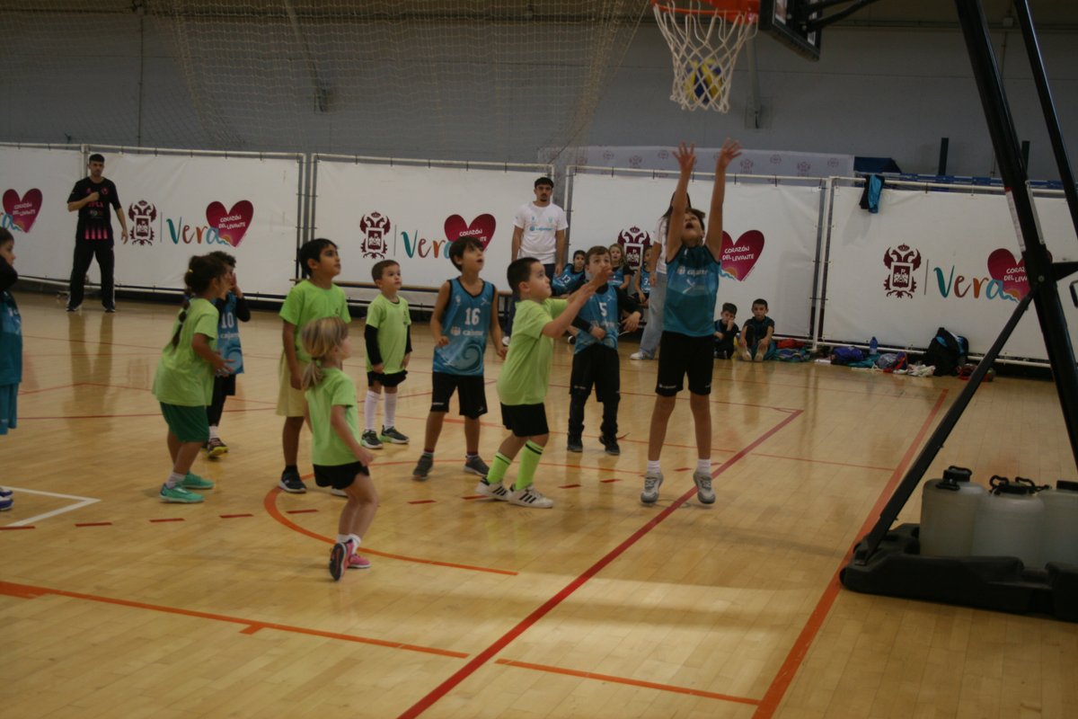 Éxito rotundo en la Jornada 1 del Pequebasket 2025/26 celebrada en Vera - PORTADA - Federación Andaluza de Baloncesto 

<a href="/DeportesDipalme/">Deportes Dipalme</a> 

andaluzabaloncesto.org/almeria/delega…