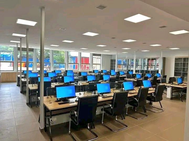 JumbaDrc's tweet image. #RDC 🇨🇩 | #KINSHASA 
UPN: Université Pédagogique Nationale #UPN 
C’est le peuple congolais qui en bénéficie.
L’environnement éducatif que nous voyons seulement sur les chaînes de télé 📺